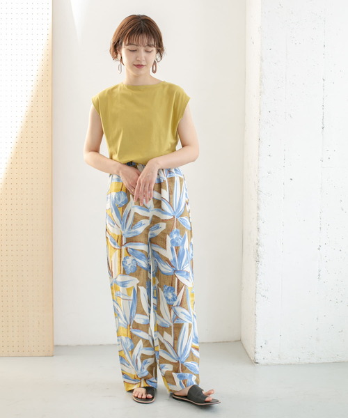 KBF(ケイビーエフ)の「フレンチスリーブTシャツ(Tシャツ/カットソー・レディース・ブラック/オフホワイト/グレー系その他/グリーン系その他・ONE)」の9枚目の写真