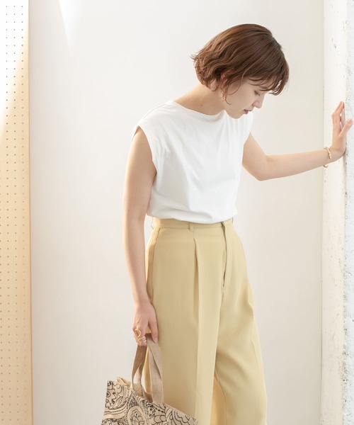 KBF(ケイビーエフ)の「フレンチスリーブTシャツ(Tシャツ/カットソー・レディース・ブラック/オフホワイト/グレー系その他/グリーン系その他・ONE)」の14枚目の写真