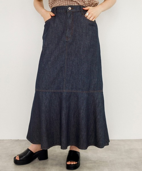 w closet（ダブルクローゼット）の「デニムマーメイドスカート（デニムスカート・レディース・ネイビー/キナリ/ケミカルウォッシュ・FREE）」の12枚目の写真