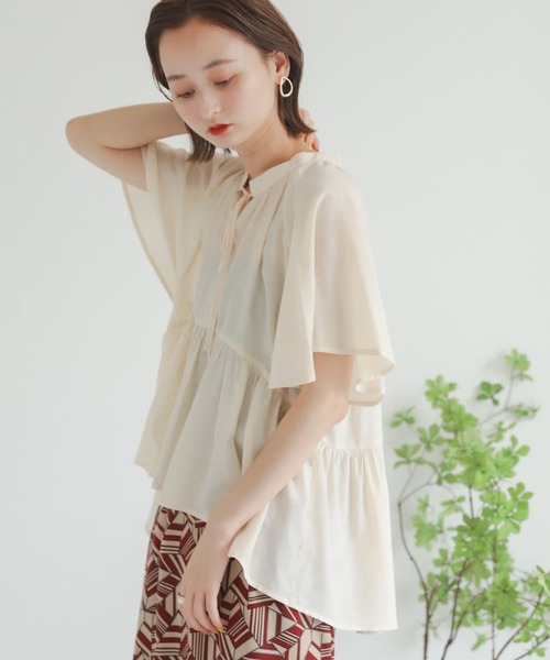 SENSE OF PLACE by URBAN RESEARCH（センスオブプレイスバイアーバンリサーチ）の「フレアスリーブスキッパーブラウス（シャツ/ブラウス・レディース・ブラック/ライトブルー/アイボリー・ONE）」の4枚目の写真