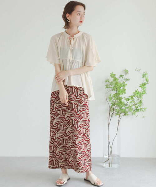 SENSE OF PLACE by URBAN RESEARCH（センスオブプレイスバイアーバンリサーチ）の「フレアスリーブスキッパーブラウス（シャツ/ブラウス・レディース・ブラック/ライトブルー/アイボリー・ONE）」の6枚目の写真