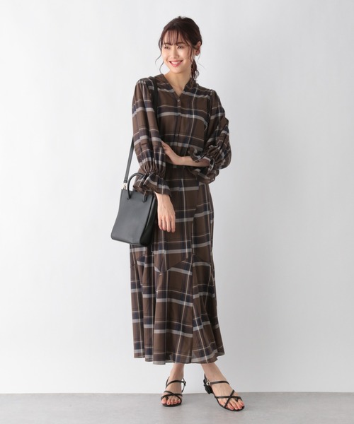 GLOBAL WORK（グローバルワーク）の「チェックフレアスカート/956240（スカート・レディース・グレイッシュベージュ/ブラウン・LARGE/MEDIUM）」の5枚目の写真