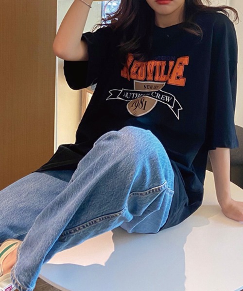 meJane(ミージェーン)の「カレッジロゴエンブレムプリントTシャツ【ZOZOTOWN限定】(Tシャツ/カットソー・レディース・ホワイト/ブラック/グリーン・FREE)」の4枚目の写真