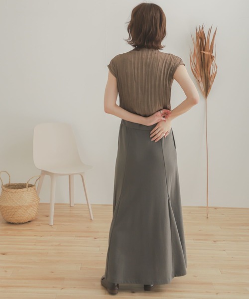 SENSE OF PLACE by URBAN RESEARCH（センスオブプレイスバイアーバンリサーチ）の「ワッシャーハイネックトップ（Tシャツ/カットソー・レディース・ブラック/モカ/ライトベージュ・ONE）」の4枚目の写真