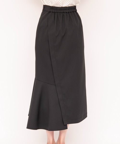 WILLSELECTION(ウィルセレクション)の「ツイルラップ風アシンメトリースカート(スカート・レディース・ブラック/ベージュ・SMALL/MEDIUM)」の4枚目の写真