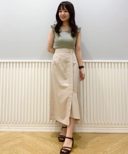 WILLSELECTION(ウィルセレクション)の「ツイルラップ風アシンメトリースカート(スカート・レディース・ブラック/ベージュ・SMALL/MEDIUM)」の12枚目の写真