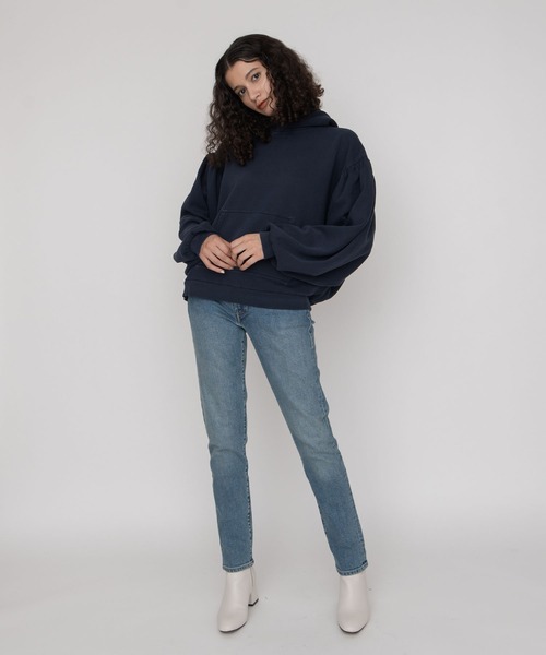 Levi's(リーバイス)の「LEVI'S(R) MADE & CRAFTED(R) SHIRRING フーディー(パーカー・レディース・ブルー・S/M/XS)」の5枚目の写真