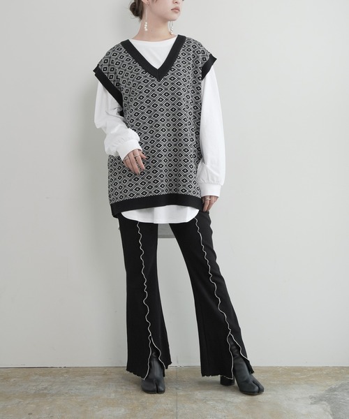 Lull（ルル）の「【Lull / ルル】セットアップ対応 / ジオメトリック柄ニットベスト（ベスト・レディース・ブラック/ベージュ/グリーン・ONESIZE）」の14枚目の写真