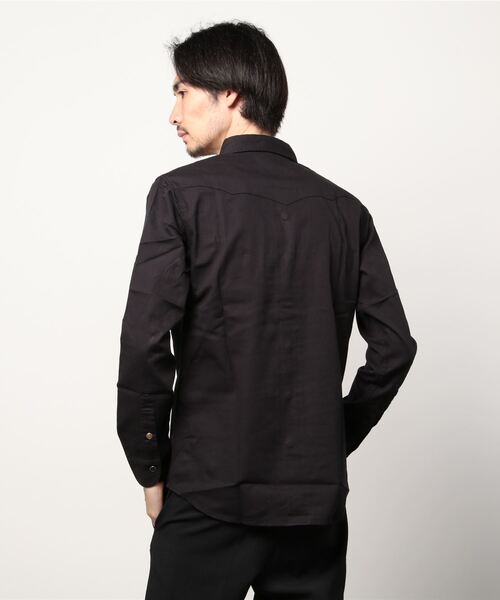 Wrangler（ラングラー）の「Wrangler/別注レギュラーカラーウエスタンドレスシャツ（シャツ/ブラウス・メンズ・ブラック/ブルー/ホワイト/ネイビー・XL/S/L/M）」の6枚目の写真