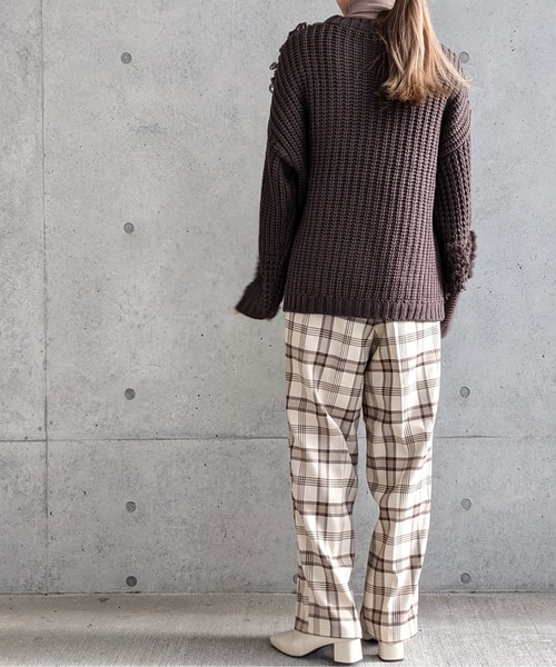 Per sist ence（パーシエンス）の「Per sist ence/パーシエンス　編み地切替ニットプルオーバー（ニット/セーター・レディース・アイボリー/ブラック/ブラウン/グレイッシュベージュ・FREE）」の11枚目の写真