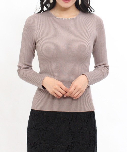 TRUDEA(トルディア)の「スカラップビジュー使い リブニットプルオーバー(ニット/セーター・レディース・ホワイト/モカ/ベージュ/ネイビー/ラベンダー・MEDIUM/LARGE)」の17枚目の写真