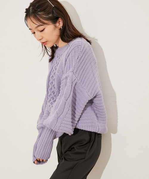 vis-`a-vis（ビサビ）の「【WEB限定】ボリュームたっぷり。ケーブルミドルゲージニットプルオーバー（ニット/セーター・レディース・ホワイト/ブラック/ベージュ系その他/イエロー系その他/オレンジ系その他/ラベンダー/レッド・FREE）」の9枚目の写真