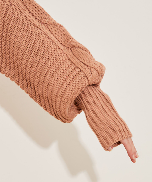 vis-`a-vis（ビサビ）の「【WEB限定】ボリュームたっぷり。ケーブルミドルゲージニットプルオーバー（ニット/セーター・レディース・ホワイト/ブラック/ベージュ系その他/イエロー系その他/オレンジ系その他/ラベンダー/レッド・FREE）」の22枚目の写真