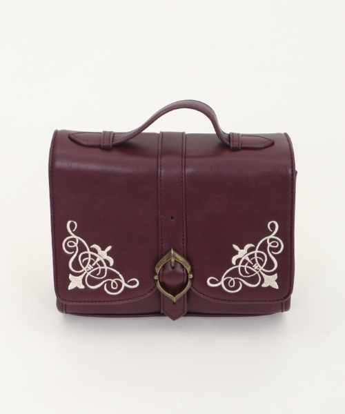 axes femme（アクシーズファム）の「フラップ刺繍スクエアバッグ（ショルダーバッグ・レディース・ワイン/ネイビー/カーキ・MEDIUM）」の7枚目の写真