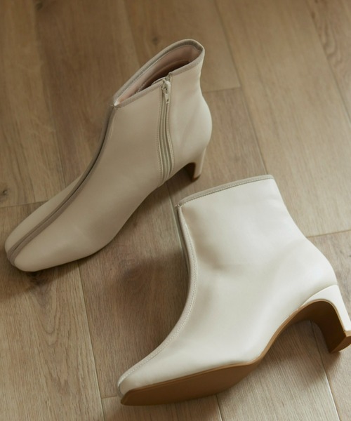 Fabby fabby（ファビィーファビィー）の「パイピングセットバックヒールショートブーツ（ブーツ・レディース・ブラウン/ブラック/オフホワイト・MEDIUM/SMALL/LARGE）」の15枚目の写真