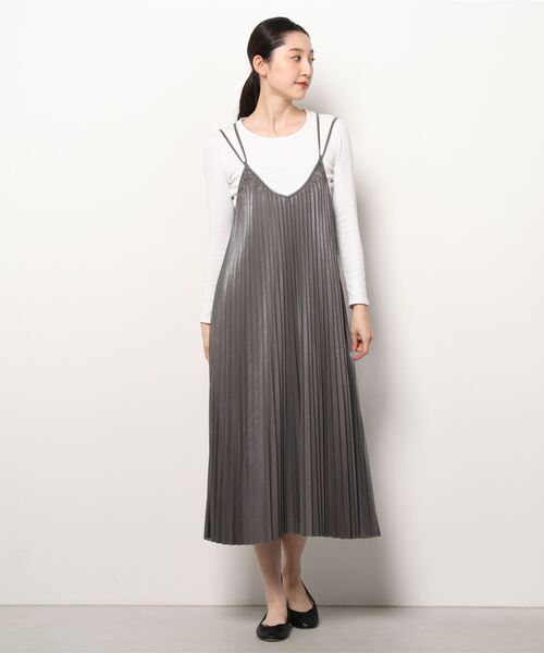 Sugar Rose シュガー ローズ フェイクレザープリーツキャミワンピース ワンピース Sugar Rose シュガーローズ のファッション通販 Zozotown