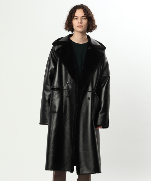 tk.TAKEO KIKUCHI（ティーケータケオキクチ）の「◆シンセティックレザー×ファー リバーシブルコート（チェスターコート・メンズ・ブラック・88）」の2枚目の写真