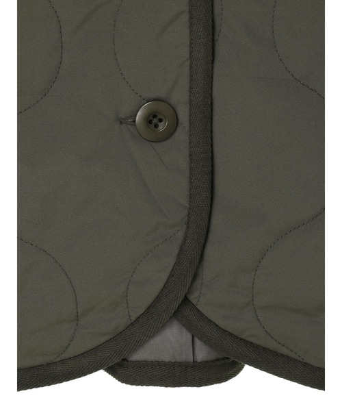 CRAFT STANDARD BOUTIQUE(クラフトスタンダードブティック)の「【CASHPAD】ノーカラー中綿キルトブルゾン *◇(ノーカラージャケット・レディース・ブラック/カーキ/ブラウン・FREE)」の4枚目の写真