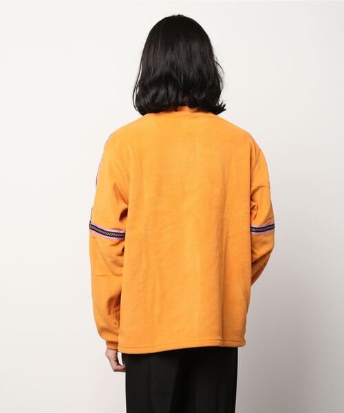 NEW BALANCE(ニューバランス)の「NB AT フリースクルー(スウェット・メンズ・ブラック/オレンジ系・LARGE/X-LARGE/MEDIUM/XX-LARGE/SMALL)」の12枚目の写真