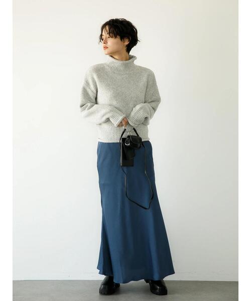 koe（コエ）の「クロップドボリュームニットプルオーバー*（ニット/セーター・レディース・グレー/ベージュ/イエロー・FREE）」の11枚目の写真