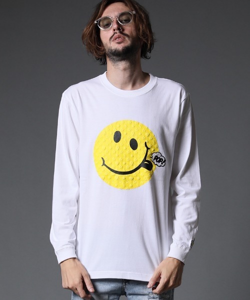 STUD MUFFIN（スタッドマフィン）の「mlt3639-5.6ozコットン天竺  スマイリーフォーム＆サガラパッチ LS Tシャツ（Tシャツ/カットソー・メンズ・ホワイト/ブラック・2/3/4）」の3枚目の写真