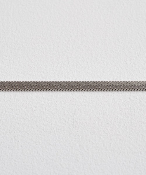 muku（ムク）の「金属アレルギー対応 5ｍｍスネークネックレス / サージカルステンレス（ネックレス・レディース・ゴールド/シルバー・45cm）」の17枚目の写真