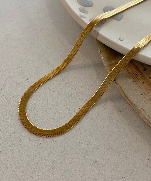 muku（ムク）の「金属アレルギー対応 5ｍｍスネークネックレス / サージカルステンレス（ネックレス・レディース・ゴールド/シルバー・45cm）」の16枚目の写真