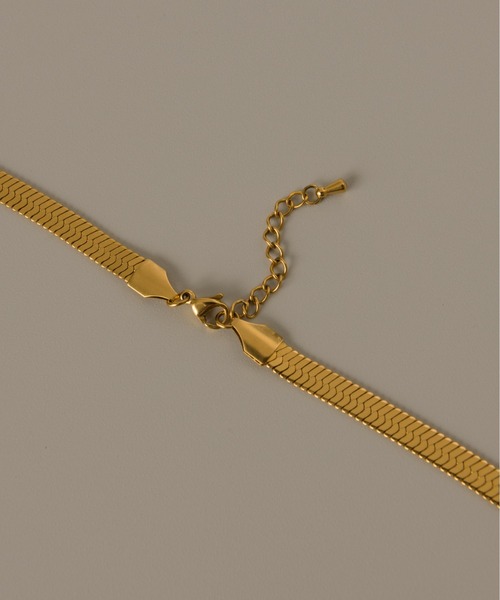 muku（ムク）の「金属アレルギー対応 5ｍｍスネークネックレス / サージカルステンレス（ネックレス・レディース・ゴールド/シルバー・45cm）」の22枚目の写真