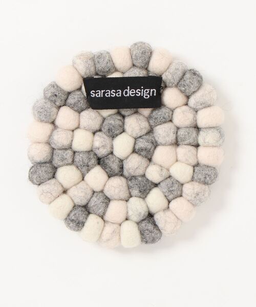 sarasa design（サラサデザイン）の「b2c マーブルフェルト ドット コースター（グラス/マグカップ/タンブラー・レディース・チャコールグレー/ライトグレー・ONESIZE）」の3枚目の写真
