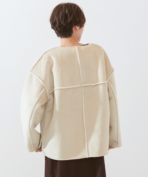 SHOO・LA・RUE（シューラルー）の「◆カットコール裏ボアブルゾン（ブルゾン・レディース・ブラウン系その他/ナチュラル・00）」の9枚目の写真