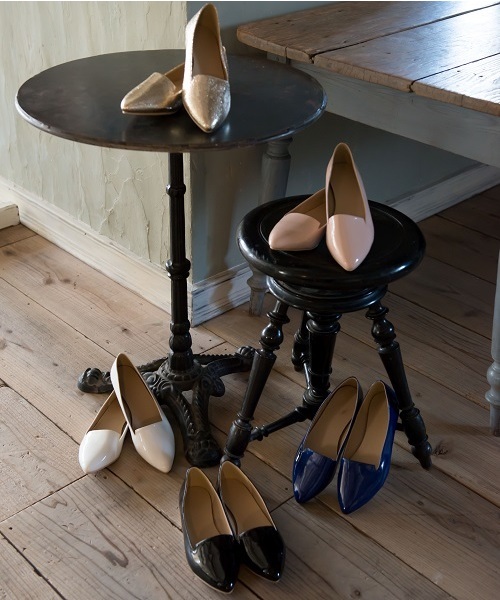 LEPSIM（レプシィム）の「オペラポインテッドフラット　557950（パンプス・レディース・ライトピンク/ゴールド/オフホワイト/ブラック/ネイビー・SMALL/LARGE/MEDIUM）」の6枚目の写真