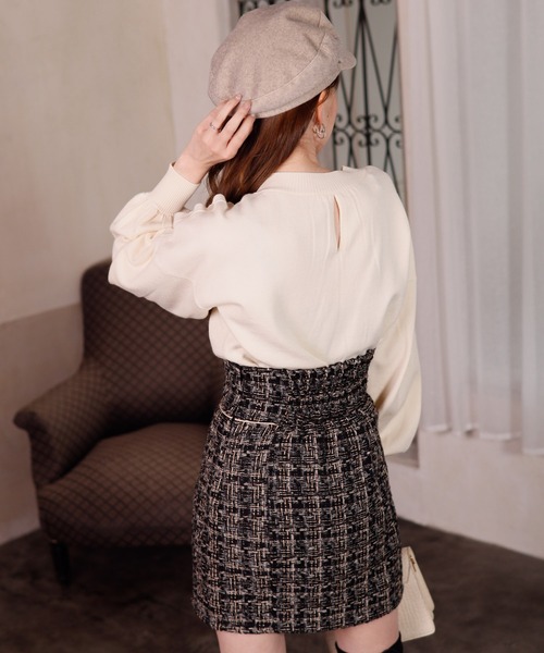 LIPSERVICE（リップサービス）の「ショルダーボタン2wayニットトップス（ニット/セーター・レディース・ホワイト/パープル/グリーン/ピンクベージュ/ブラック・FREE）」の18枚目の写真