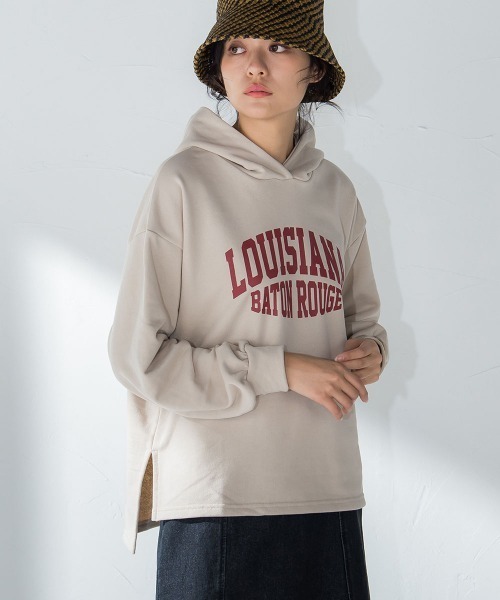 socolla（ソコラ）の「【socolla】カレッジロゴスウェットパーカー（パーカー・レディース・ネイビー/グリーン/ベージュ/グレー・M）」の3枚目の写真