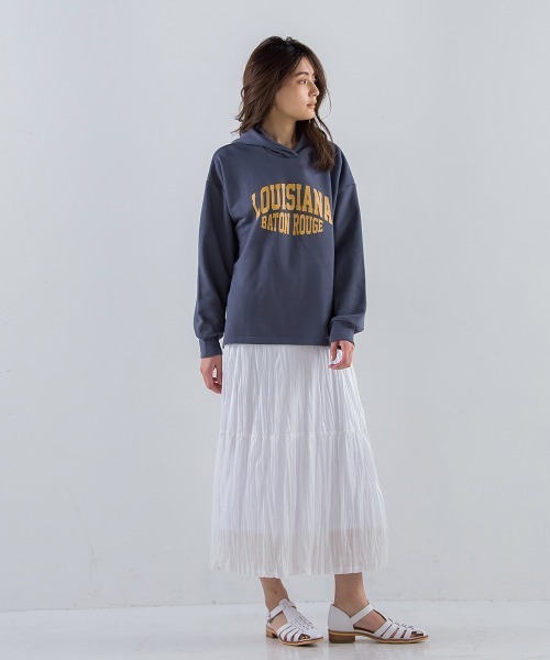 socolla（ソコラ）の「【socolla】カレッジロゴスウェットパーカー（パーカー・レディース・ネイビー/グリーン/ベージュ/グレー・M）」の10枚目の写真