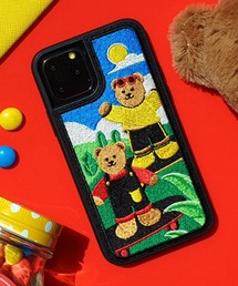 WIGGLE WIGGLE（ウィグルウィグル）の「WIGGLE WIGGLE／シシュウクマスケボー(iPhone13対応) 2277498（スマホケース/カバー・メンズ）」