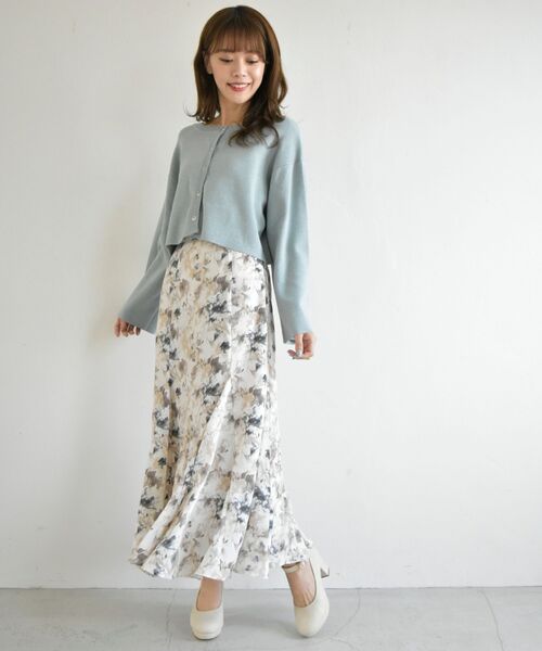 MAJESTIC LEGON（マジェスティックレゴン）の「2wayショートニットカーディガン（ニット/セーター・レディース・オフホワイト/イエロー/ブルー/ライトグリーン/ピンクベージュ・MEDIUM）」の11枚目の写真