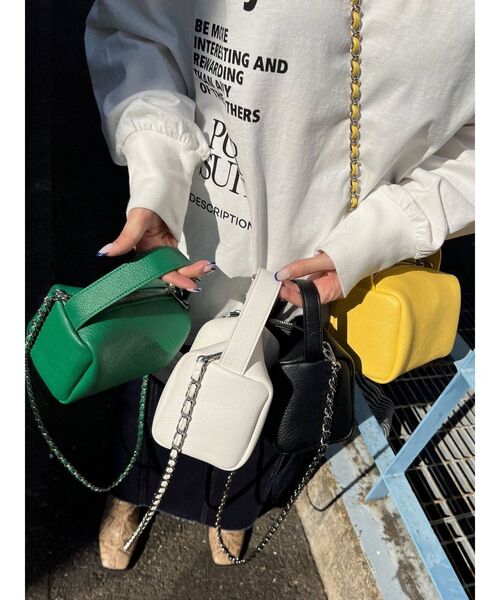 EMODA(エモダ)の「【WEB限定】チェーンショルダータイニーバッグ(ショルダーバッグ・レディース・ホワイト/ブラック/イエロー/グリーン・FREE)」の10枚目の写真