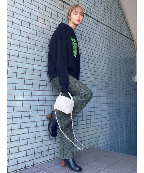 EMODA(エモダ)の「【WEB限定】チェーンショルダータイニーバッグ(ショルダーバッグ・レディース・ホワイト/ブラック/イエロー/グリーン・FREE)」の16枚目の写真