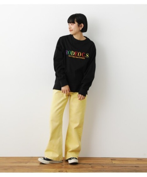 RODEO CROWNS WIDE BOWL(ロデオクラウンズワイドボウル)の「レインボーロゴ刺繍ロングTシャツ(Tシャツ/カットソー・レディース・ホワイト/ブラック/サックスブルー・FREE)」の13枚目の写真