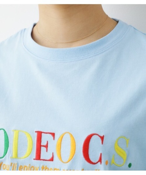RODEO CROWNS WIDE BOWL(ロデオクラウンズワイドボウル)の「レインボーロゴ刺繍ロングTシャツ(Tシャツ/カットソー・レディース・ホワイト/ブラック/サックスブルー・FREE)」の8枚目の写真