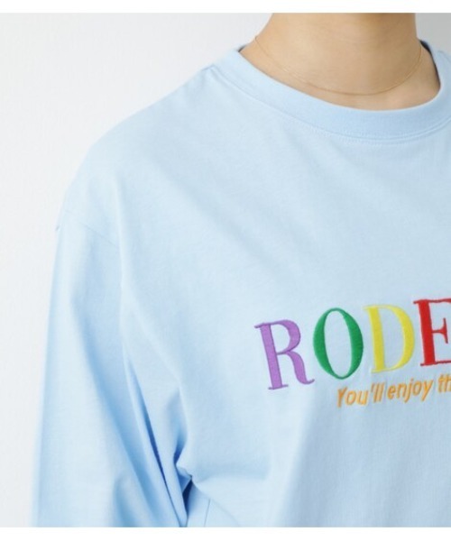 RODEO CROWNS WIDE BOWL(ロデオクラウンズワイドボウル)の「レインボーロゴ刺繍ロングTシャツ(Tシャツ/カットソー・レディース・ホワイト/ブラック/サックスブルー・FREE)」の12枚目の写真