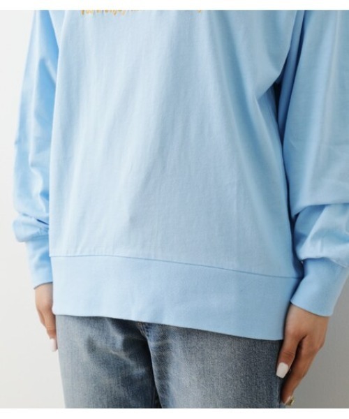 RODEO CROWNS WIDE BOWL(ロデオクラウンズワイドボウル)の「レインボーロゴ刺繍ロングTシャツ(Tシャツ/カットソー・レディース・ホワイト/ブラック/サックスブルー・FREE)」の6枚目の写真