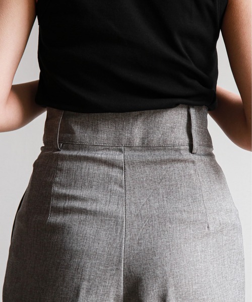 feepur（フェピュール）の「センタープレスワイドベルトカラーパンツ（スラックス・レディース・ブラック/グレー/グリーン系その他/ピンクベージュ/イエロー/アイボリー・MEDIUM/SMALL）」の18枚目の写真