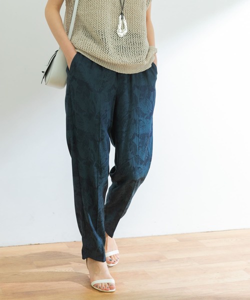 URBAN RESEARCH（アーバンリサーチ）の「リーフJQイージーパンツ（その他パンツ・レディース・グレー系その他/ネイビー・38/36）」の14枚目の写真