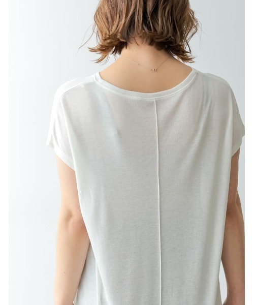 Re:EDIT(リエディ)の「シアーフライスセンターピンタックフレンチスリーブトップス(Tシャツ/カットソー・レディース・ブルー/オフホワイト/グレイッシュベージュ/グリーン/ブラック・LARGE/MEDIUM)」の12枚目の写真