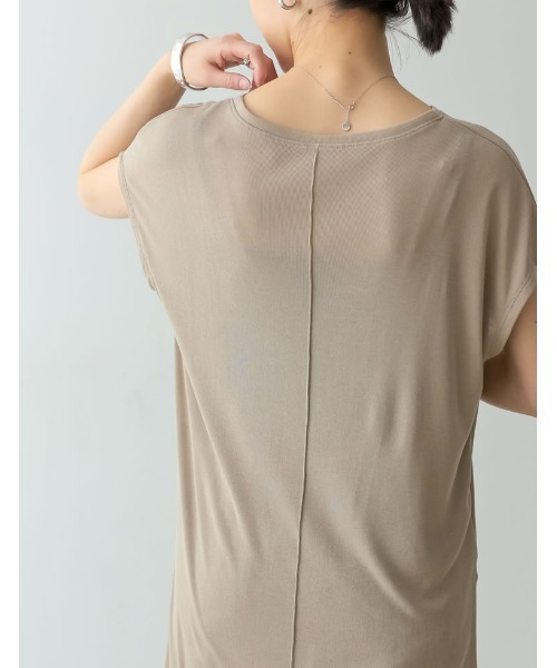 Re:EDIT(リエディ)の「シアーフライスセンターピンタックフレンチスリーブトップス(Tシャツ/カットソー・レディース・ブルー/オフホワイト/グレイッシュベージュ/グリーン/ブラック・LARGE/MEDIUM)」の15枚目の写真