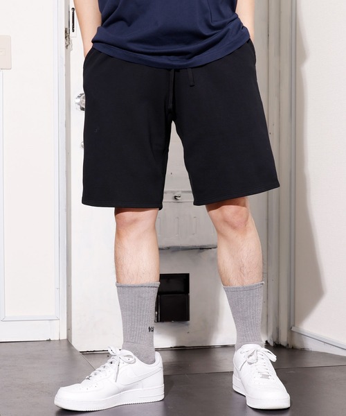 ROOPTOKYO（ループトウキョウ）の「REIGNING CHAMP/レイニング