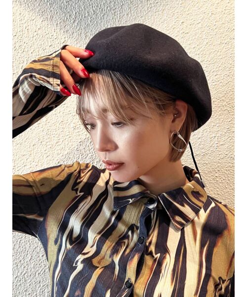 EMODA(エモダ)の「フェルトバスクベレー(ハンチング/ベレー帽・レディース・グレー/ブラック・FREE)」の2枚目の写真