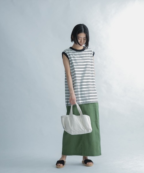 FORK&SPOON（フォークアンドスプーン）の「FORK&SPOON　ボーダーノースリーブTシャツ（Tシャツ/カットソー・レディース・ホワイト系その他/ブルー系その他/レッド系その他・1）」の9枚目の写真