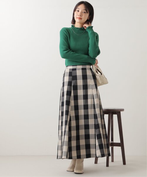 frames RAY CASSIN(フレームスレイカズン)の「畦フリル リブプルオーバー(ニット/セーター・レディース・ブラック/ベージュ/ブラウン/レッド/オフホワイト/サックスブルー/イエロー/グリーン・FREE)」の15枚目の写真